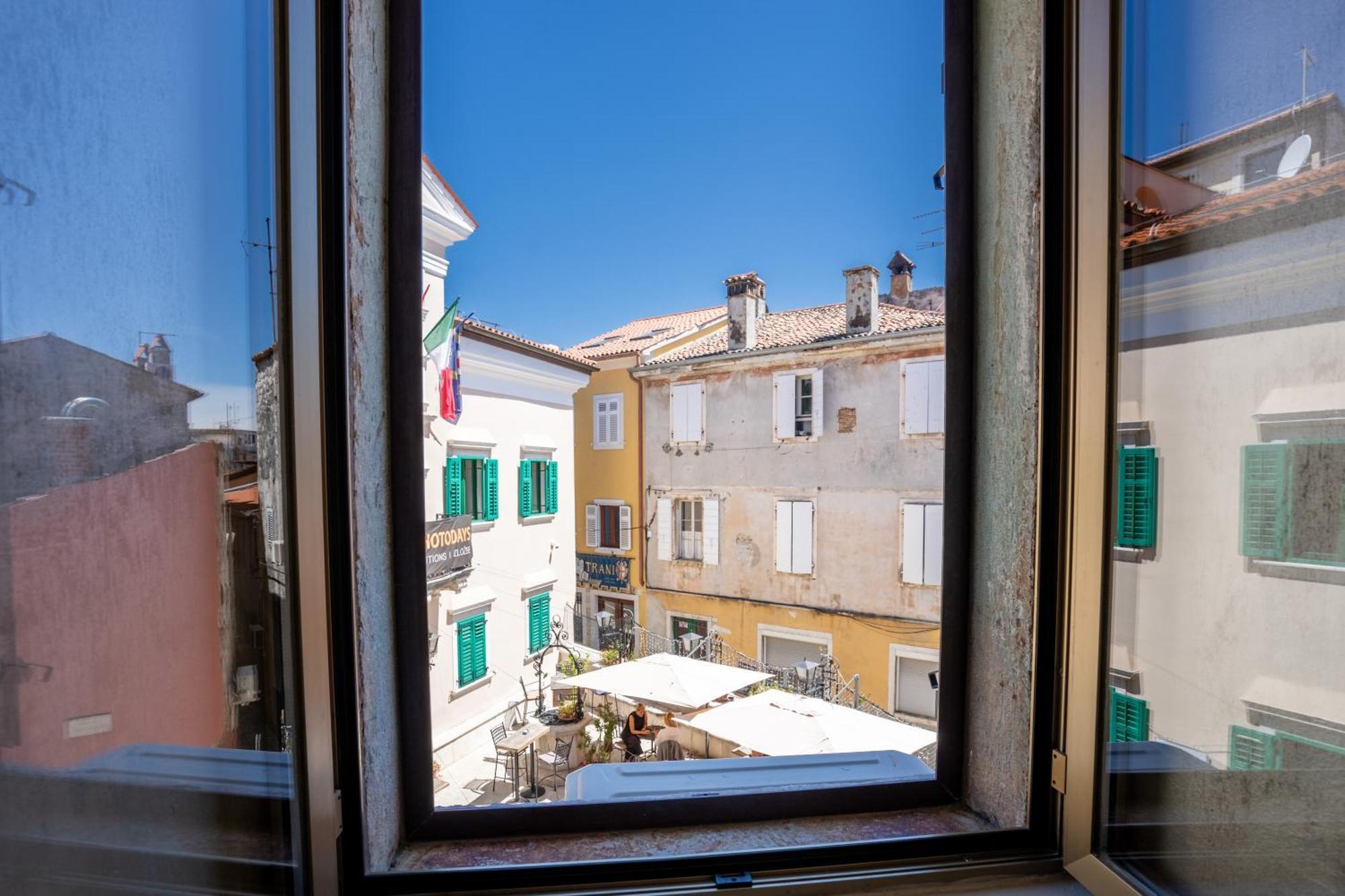 Central Apartments Circolo Rovinj Exterior photo